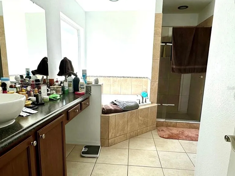 1708 Clubhouse Cv — Photo 17