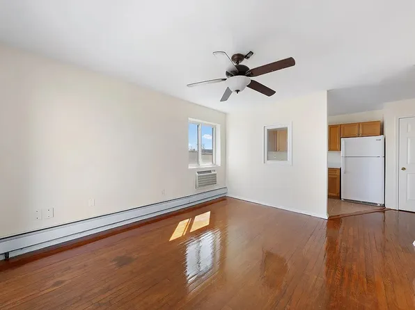 10358 103rd St, Ozone Park, NY 11417