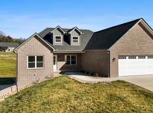 2876 Cherokee Dr, Morristown, TN 37814
