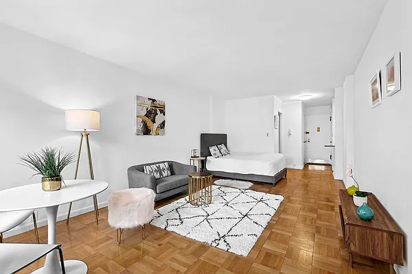 Sold by Corcoran | media 2