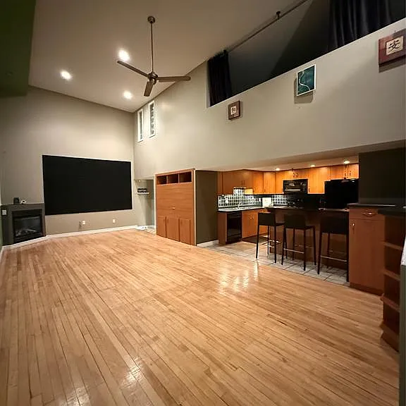 647 Irvine Ave #301 — Photo 18