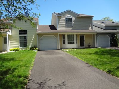 740 Nantucket Way, Island Lake, IL, 60042