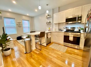 2H Baldwin Pl #2R, Boston, MA 02113