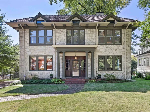 1857 Central Ave, Memphis, TN 38104