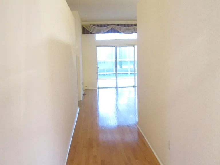 7216 Hammet Rd — Photo 2