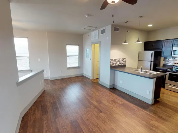 Greenlee Heights Apartments - Studio - 1 Bedroom/1 Bath- Walking distance to University of North ...