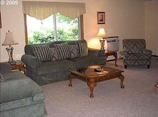 2747 Crocker Rd, Eugene, OR 97404