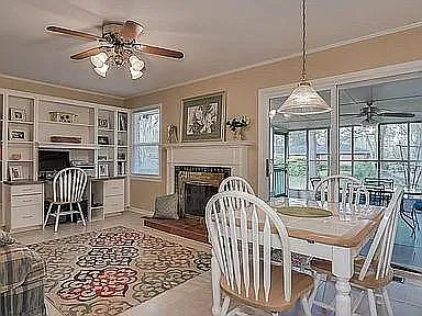 2709 Rosewood Dr — Photo 9