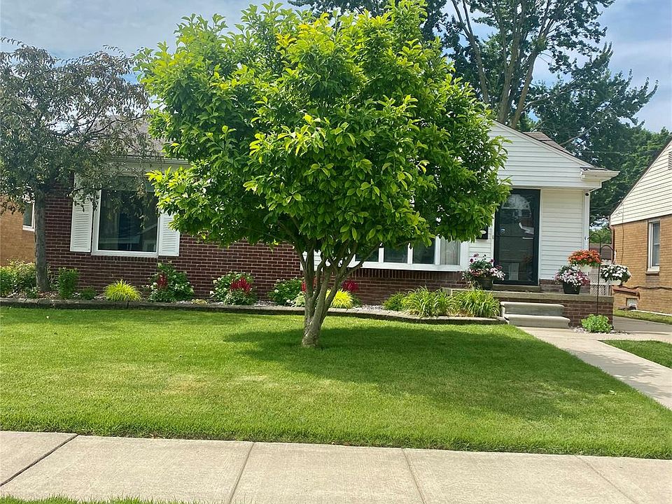 1st image of 869 Pagel Ave