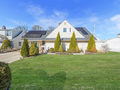 89 Barrister Road, Levittown, NY, 11756