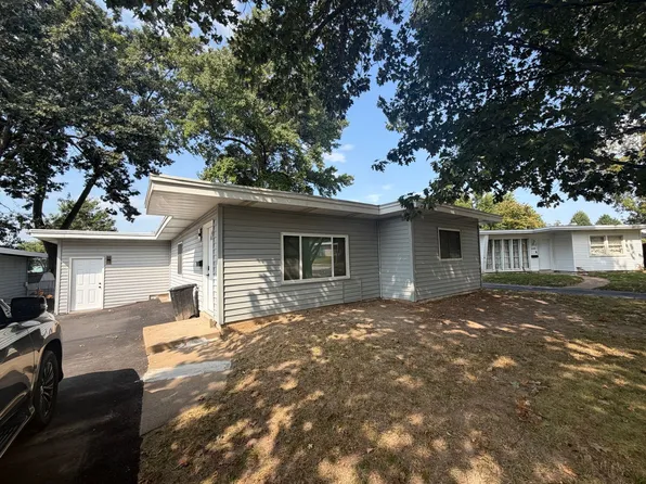 1385 Saint Jean St, Florissant, MO 63031