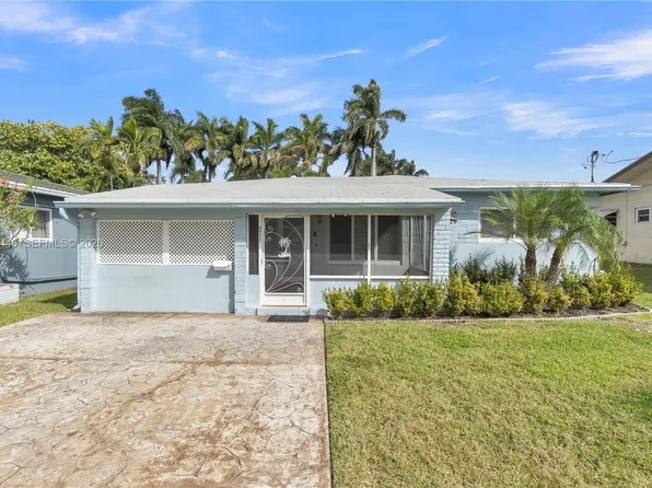211 SE 1st Ter, Dania, FL 33004