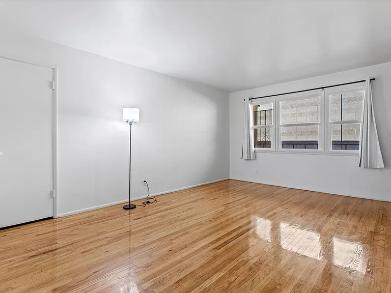 1725 S Robertson Blvd #7 — Photo 21