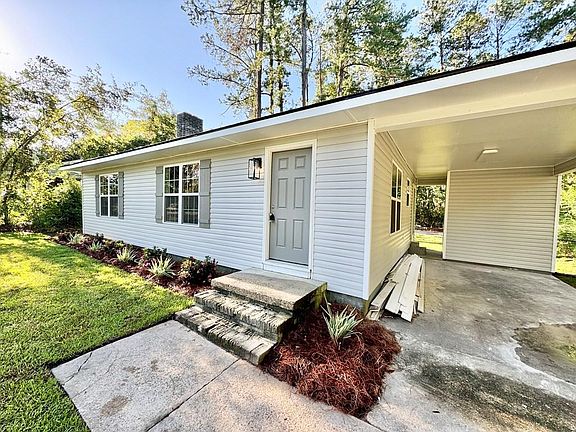 2nd image of 413 Canna Dr