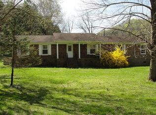 6915 Agee Hollow Rd, Silver Point, TN 38582