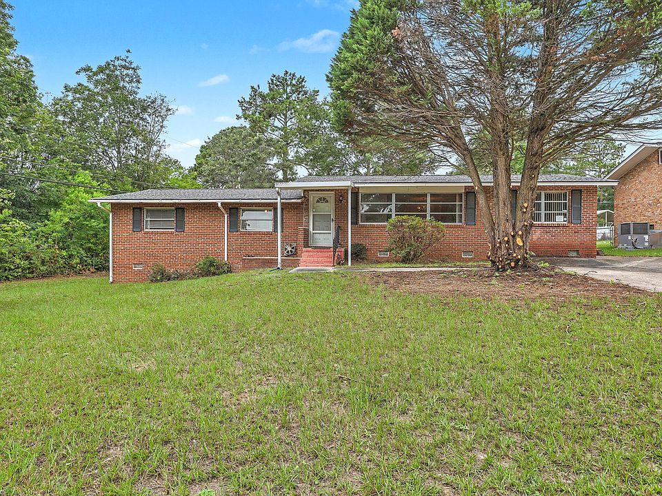 1st image of 1944 Quaker Rd