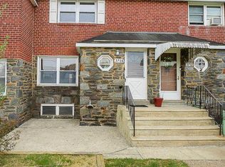 3708 W Country Club Rd, Philadelphia, PA 19131
