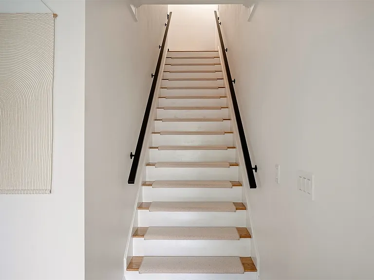 39 Cottage St #2 — Photo 12