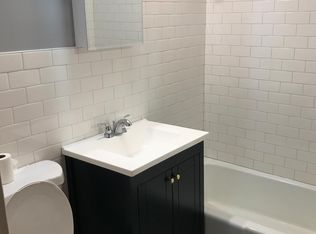 328 Short St, Lemont, IL 60439