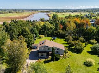 5 Seneca Ct, Coverdale, NB E1J1W1