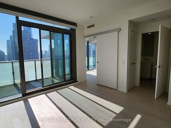 5th image of 16 Bonnycastle St #2510
