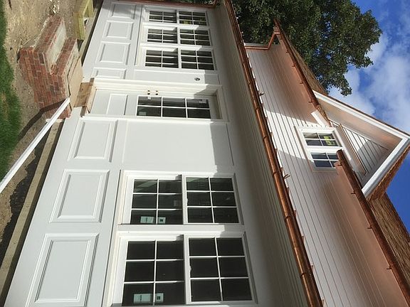 4th image of 21 Latham St