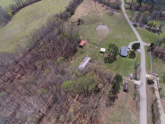 2nd image of 2510 Plantation Rd