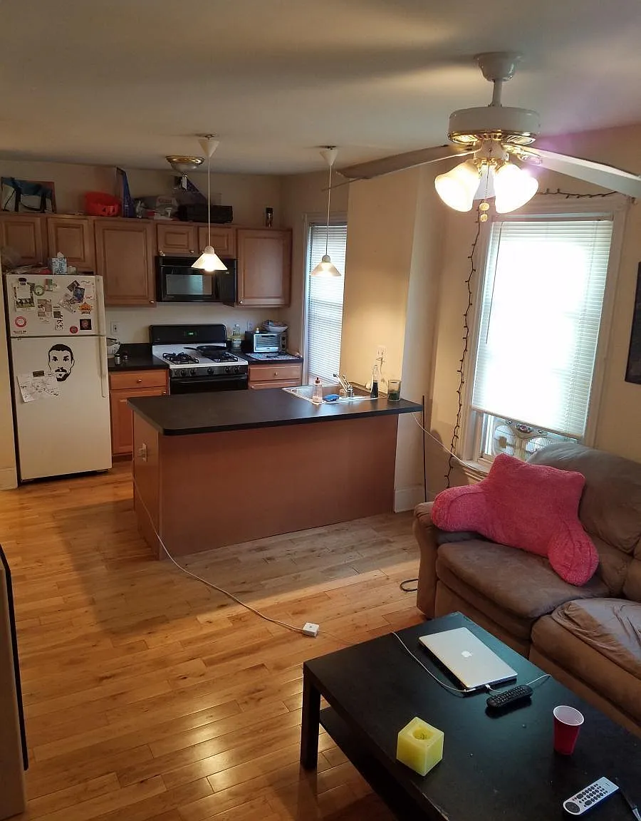 2 bed, 1100 sqft, $1,595 — Photo 1