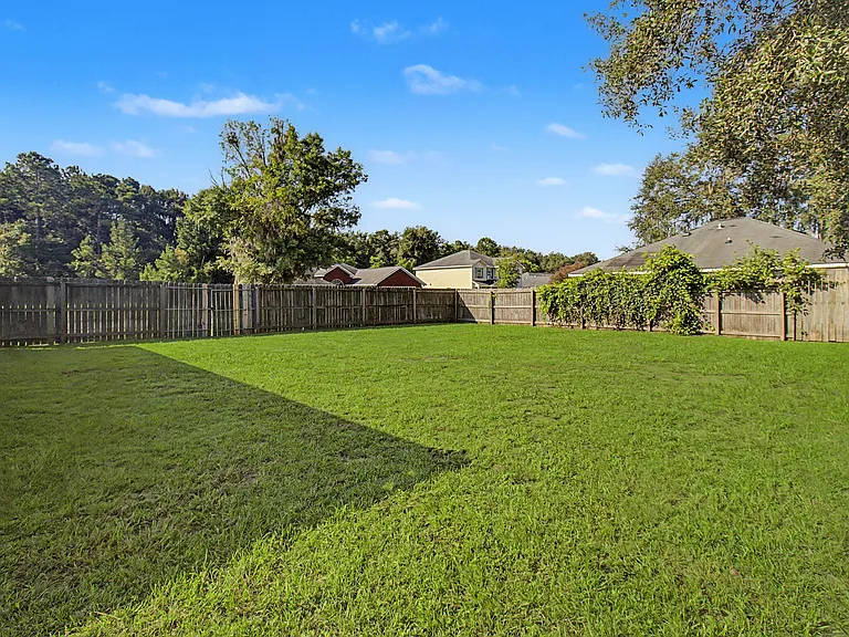 225 Augusta Way — Photo 25