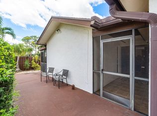 6779 Kramer Ln, Lake Worth, FL 33467