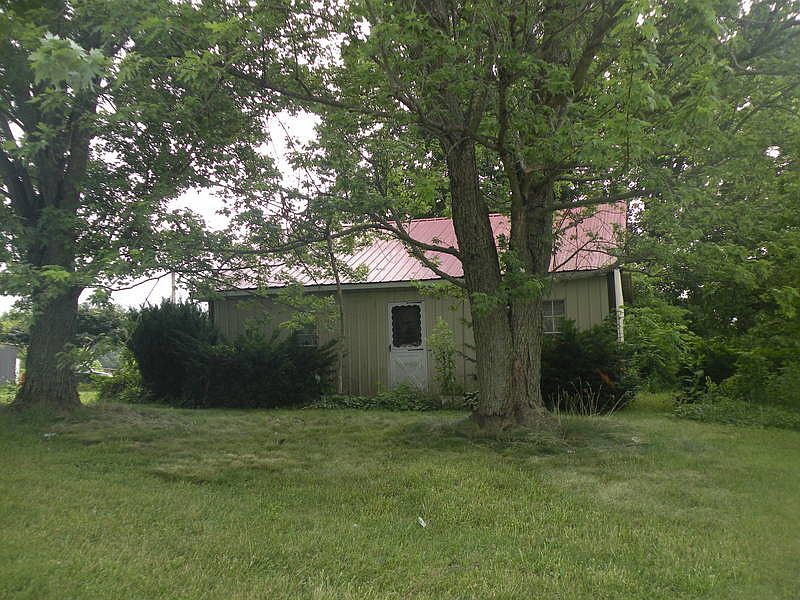 2nd image of 1085 Highway