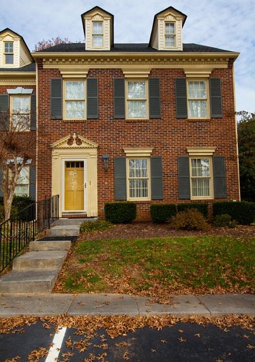 1st image of 603 E Mountcastle Dr APT 4