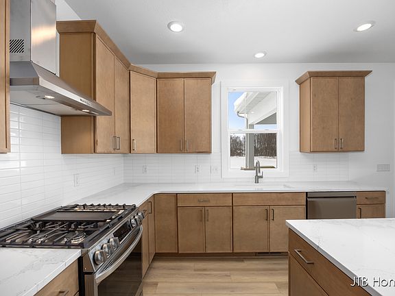 5th image of 6625 Northfield Dr