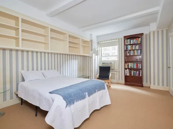 340 East 72nd Street image 9 of 13