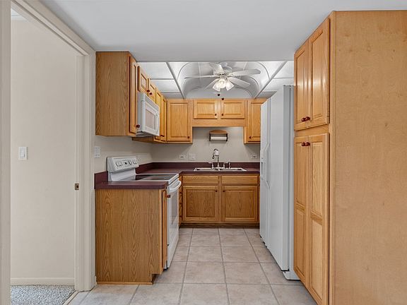 5th image of 5540 Walnut Ave APT 13AA