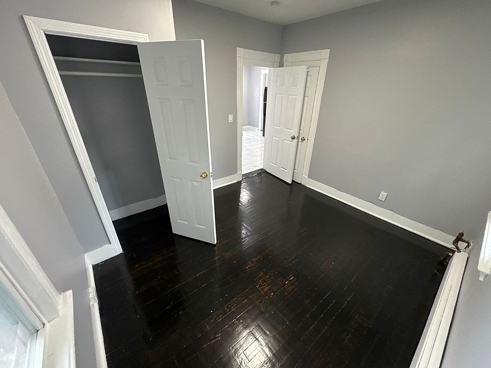 2nd image of 125 Dewitt St #2A