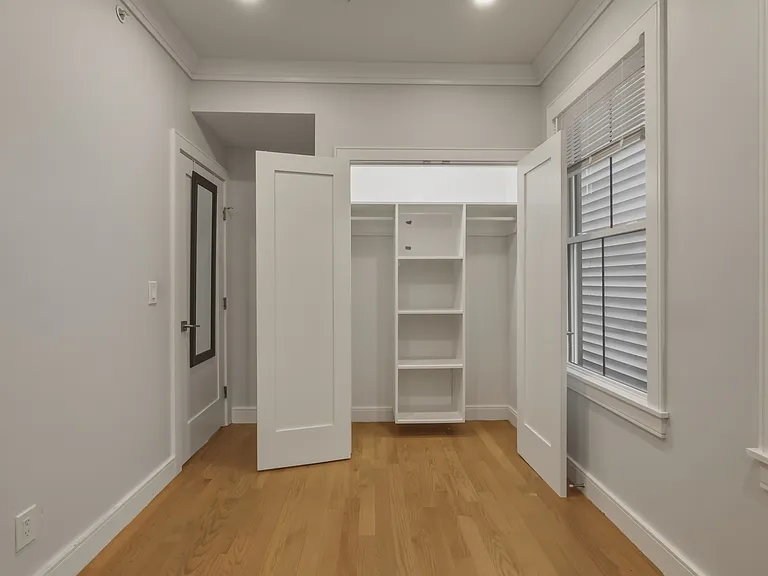 134 Chelsea St #1 — Photo 14