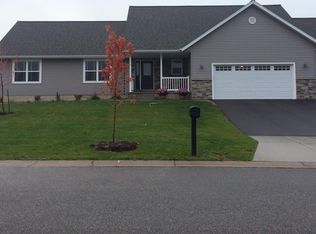 301 Aspen Grove Ln, Wausau, WI 54403