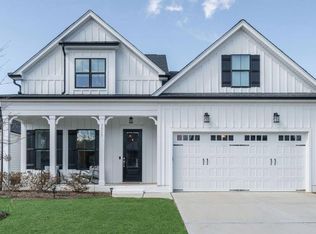 2033 Amy Grace Ct, Fuquay Varina, NC 27526