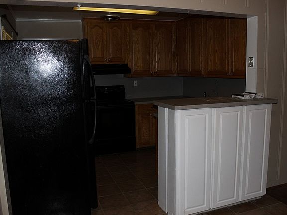 4th image of 310 McNee Dr