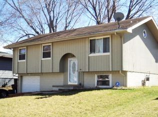 159 Mormon Trl, Lincoln, NE 68521