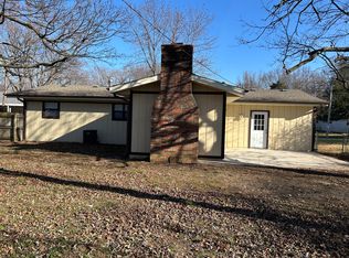 525 S Villa Rose Ave, Springfield, MO 65802