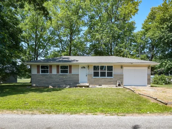 219 N Ohio St, Atwood, IL 61913