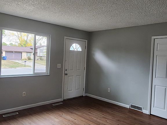 2nd image of 2895 Bretton Woods Dr