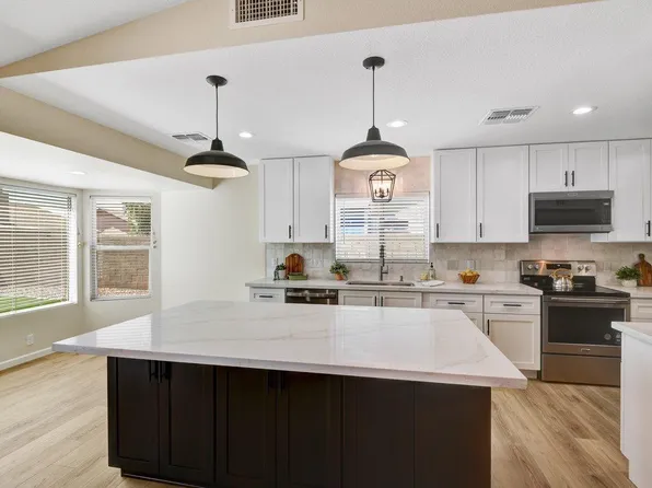 7331 W Windrose Dr, Peoria, AZ 85381