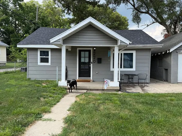 220 E 29th St, Anderson, IN 46016