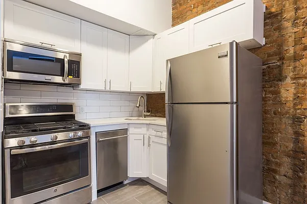 Rented by MNS | media 16