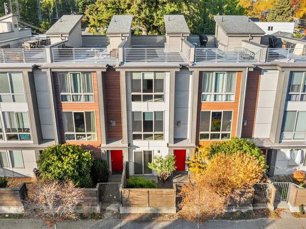 508 N 105th Street, Seattle, WA 98133