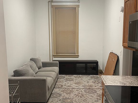 4th image of 339 Market St APT 4