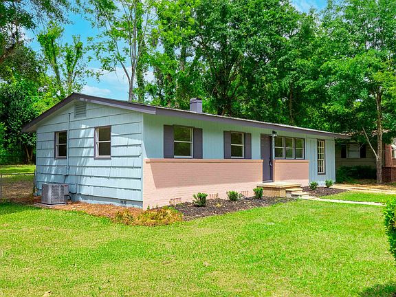 2nd image of 326 Meadowbrook Ln